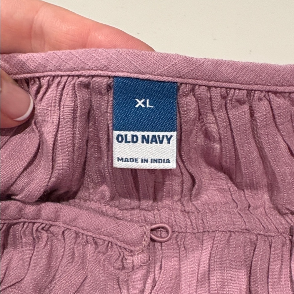 Old Navy - NWT! Women's Flutter Sleeve Dobby Top - Blouse. Size XL. Pink/Maeve - Picture 9 of 14